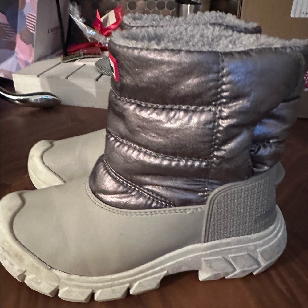 Girls Hunter snow boots size 12